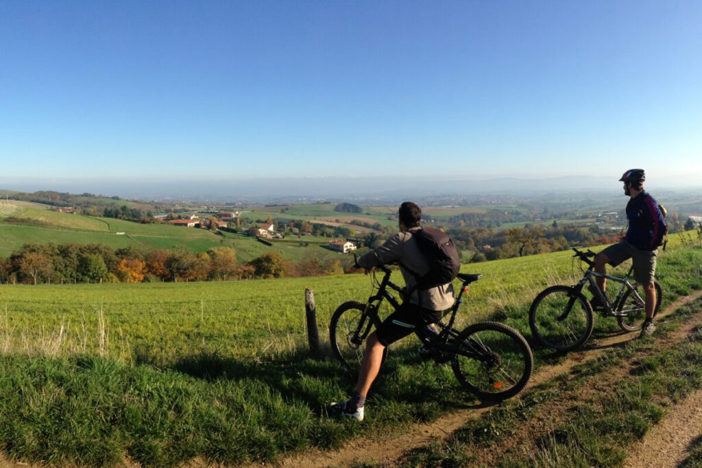 Aux Pierres Magiques - activités : boucles VTT